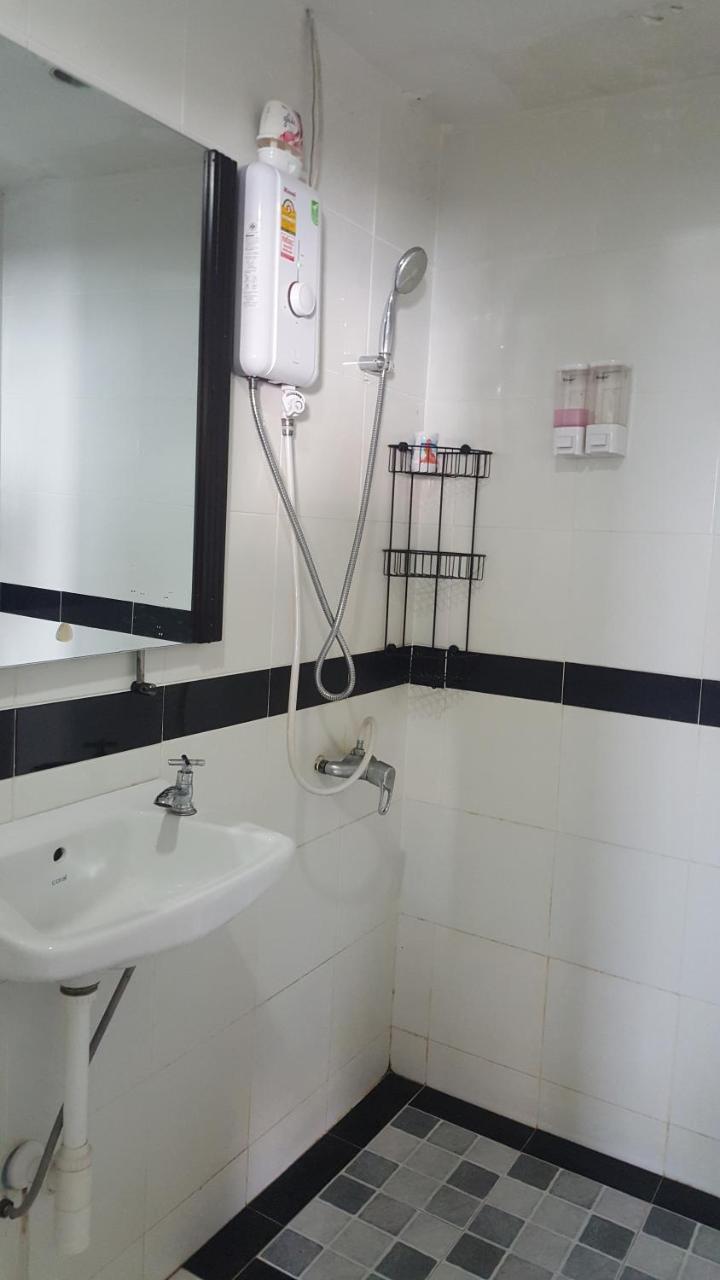 Le Private Hotel Pattaya Bagian luar foto