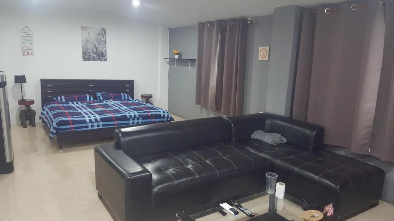 Le Private Hotel Pattaya Bagian luar foto